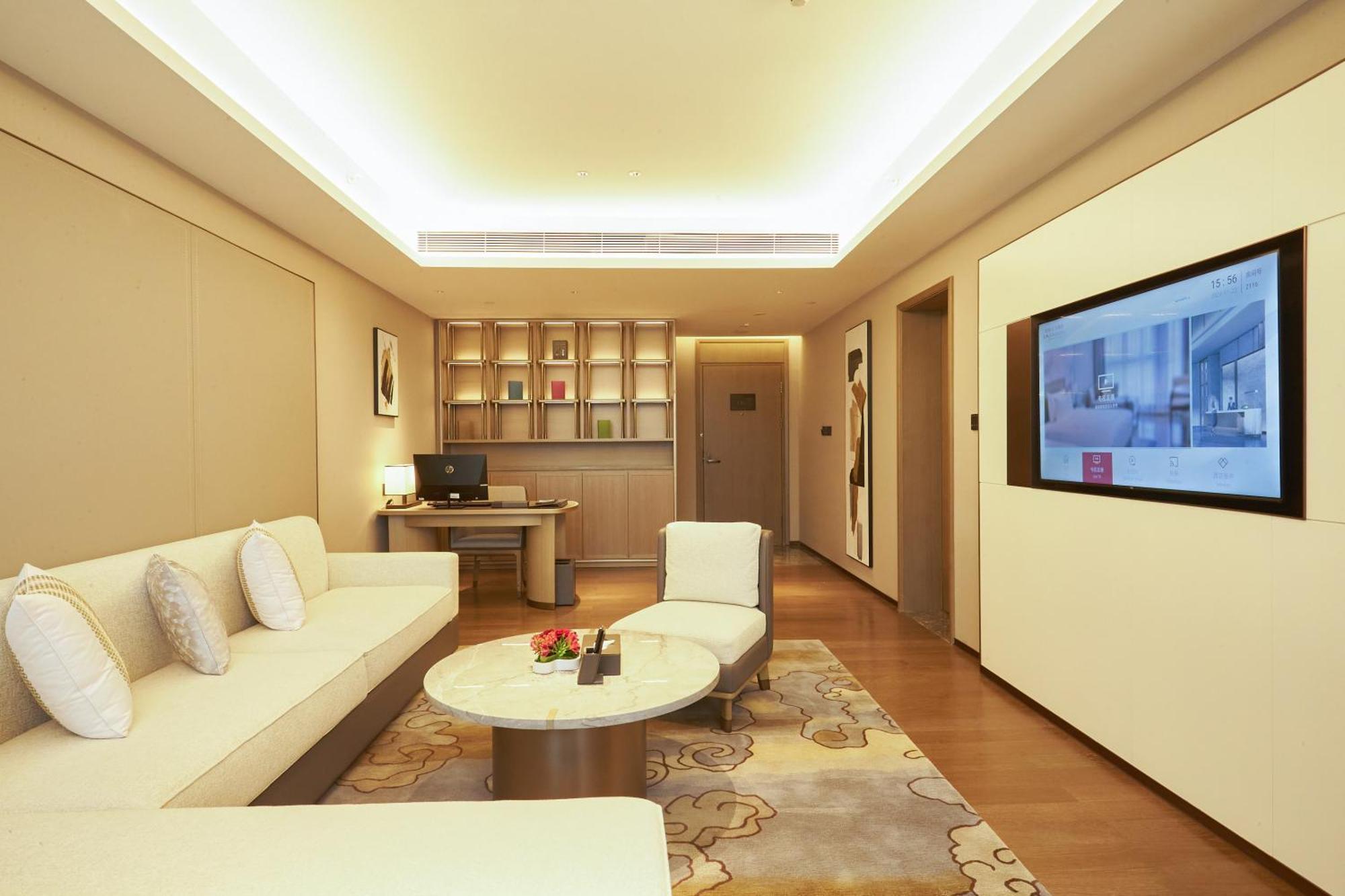 Guangzhou Pazhou Ln Dongfang Hotel Exterior foto